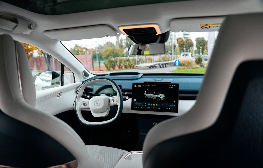 Marca Zeekr a debutat oficial în România: disponibile 3 modele electrice - Poza 6 Marca Zeekr a debutat oficial în România: disponibile 3 modele electrice - Poza 6