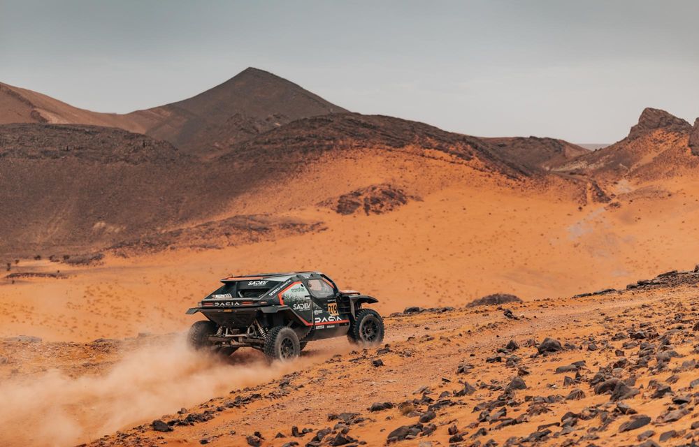 Raliul Marocului 2025: Sebastien Loeb rămâne lider, Nasser Al-Attiyah, aproape de podium - Poza 2