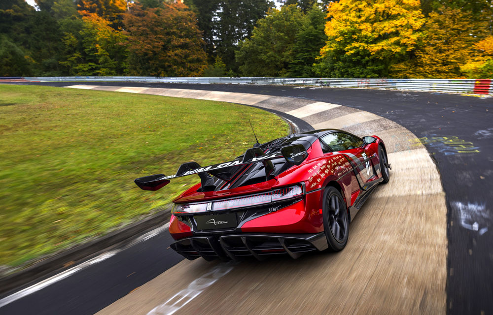 RECORD: Yangwang U9X, cel mai rapid hypercar electric de pe Nurburgring - Poza 4