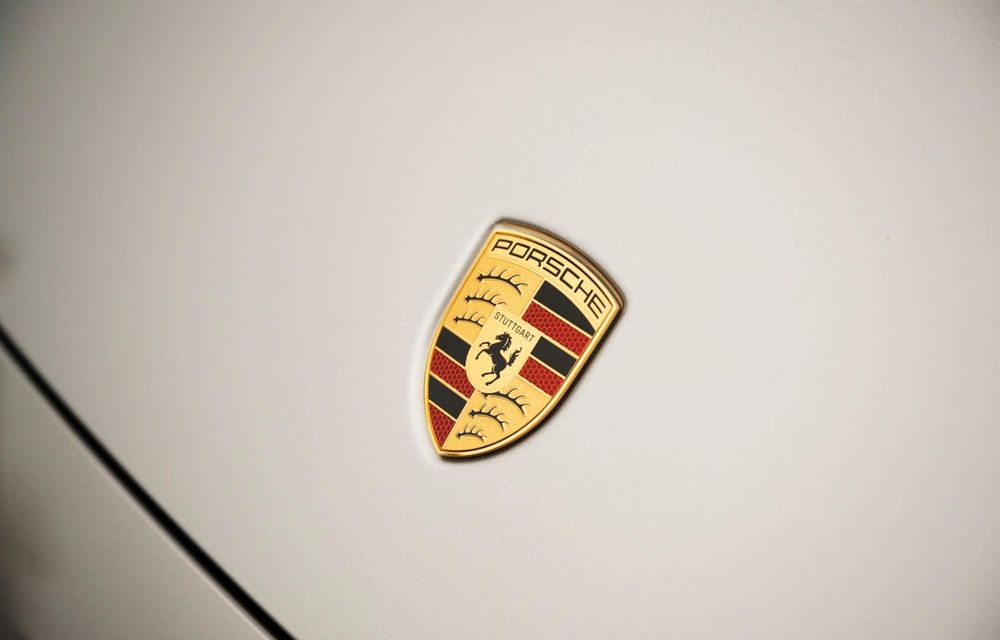 Porsche a creat un motor care poate avea până la 18 cilindri - Poza 1