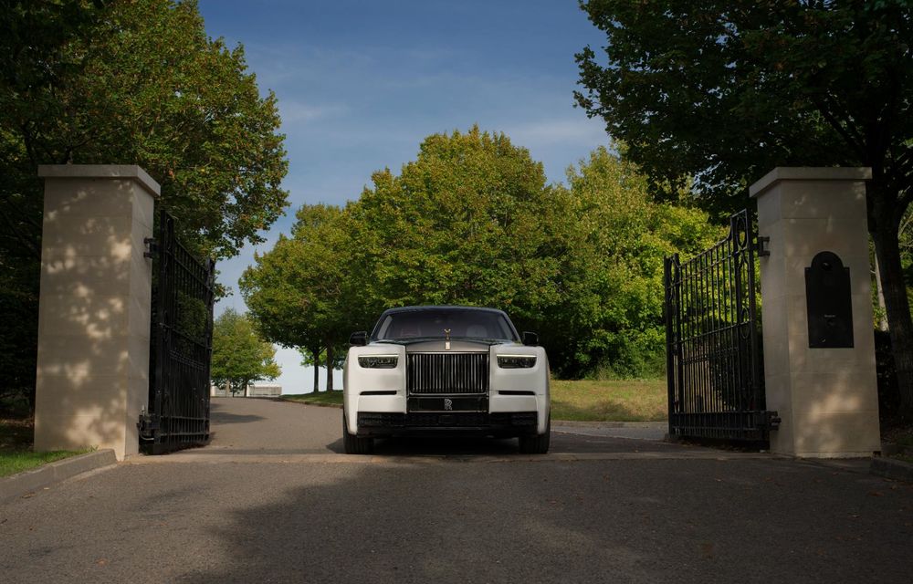 Ediție aniversară pentru Rolls-Royce Phantom: marchează 100 de ani de la debutul modelului - Poza 4