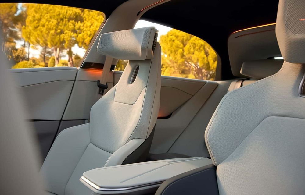 Noul concept Toyota Corolla anunță prima generație electrică a modelului - Poza 19 Noul concept Toyota Corolla anunță prima generație electrică a modelului - Poza 19