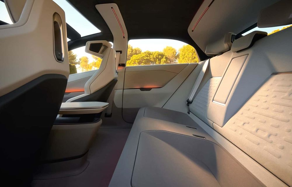 Noul concept Toyota Corolla anunță prima generație electrică a modelului - Poza 20 Noul concept Toyota Corolla anunță prima generație electrică a modelului - Poza 20