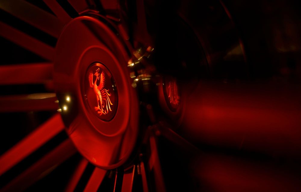 Toyota prezintă primul concept al mărcii de lux Century - Poza 18 Toyota prezintă primul concept al mărcii de lux Century - Poza 18