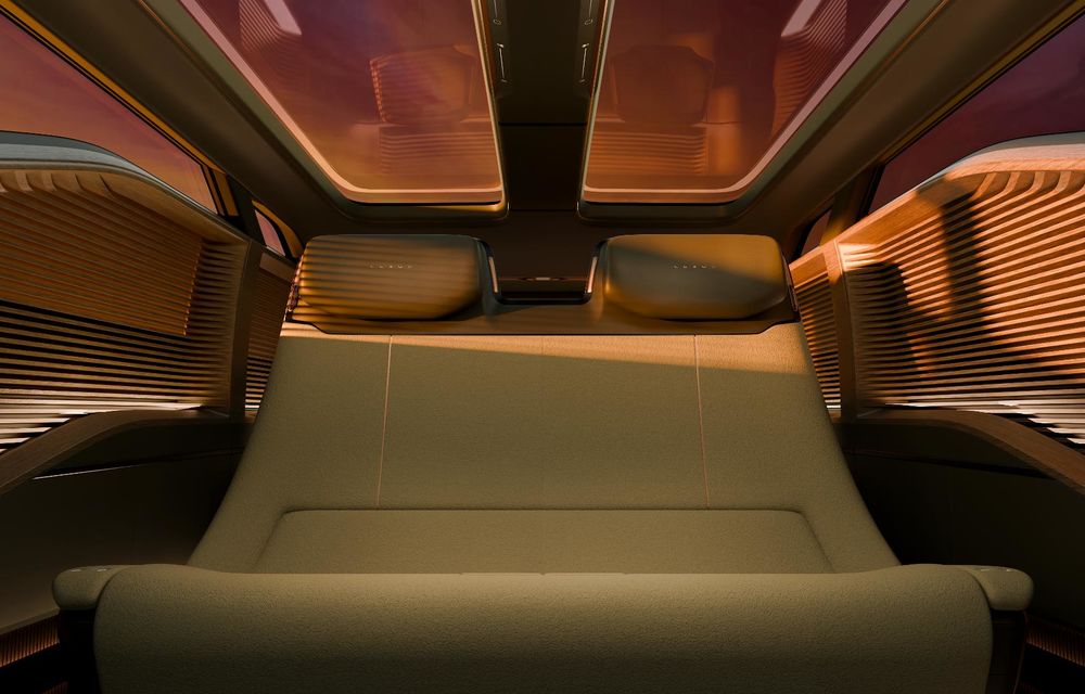 Lexus LS renaște sub forma unui monovolum cu 6 roți - Poza 24 Lexus LS renaște sub forma unui monovolum cu 6 roți - Poza 24