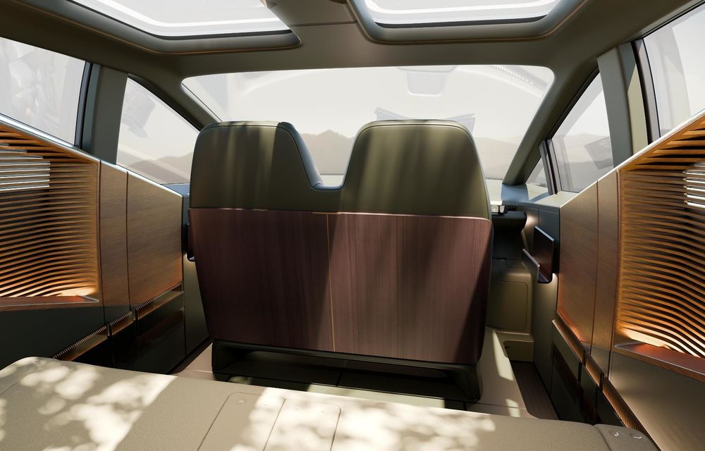 Lexus LS renaște sub forma unui monovolum cu 6 roți - Poza 30 Lexus LS renaște sub forma unui monovolum cu 6 roți - Poza 30