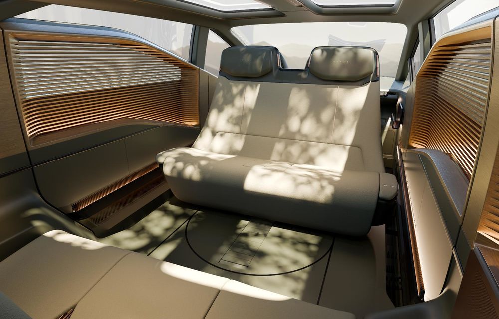 Lexus LS renaște sub forma unui monovolum cu 6 roți - Poza 31 Lexus LS renaște sub forma unui monovolum cu 6 roți - Poza 31