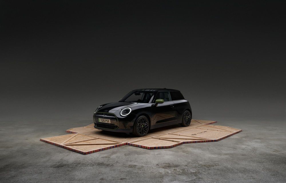 Noul Mini Cooper Paul Smith Edition, creat în colaborare cu celebrul creator de modă - Poza 43 Noul Mini Cooper Paul Smith Edition, creat în colaborare cu celebrul creator de modă - Poza 43
