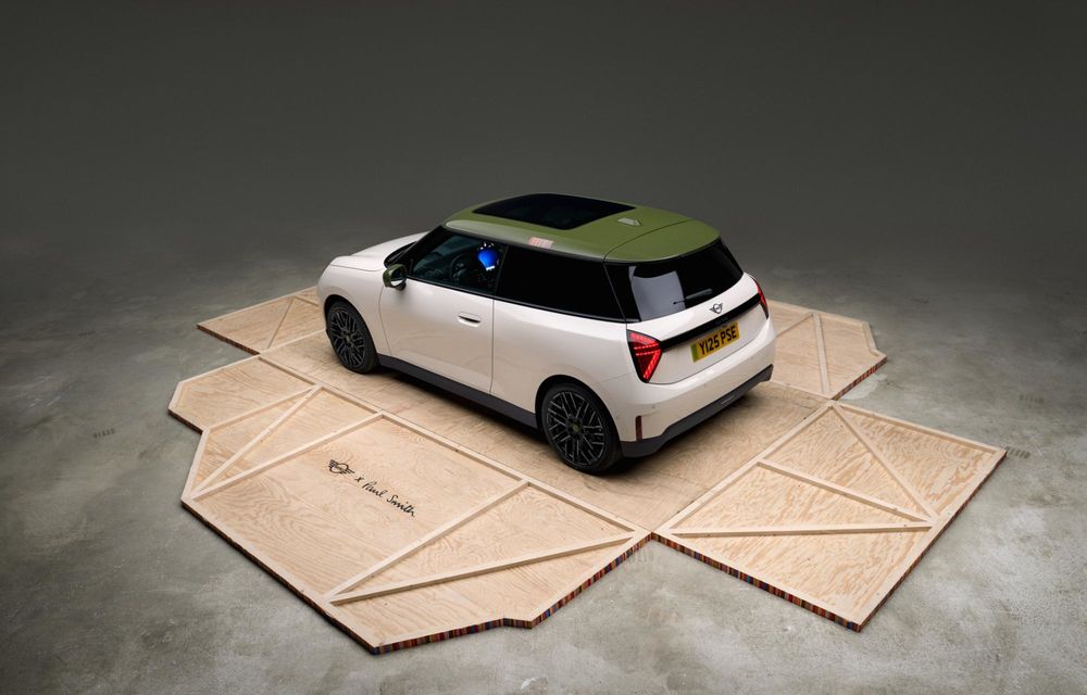 Noul Mini Cooper Paul Smith Edition, creat în colaborare cu celebrul creator de modă - Poza 53 Noul Mini Cooper Paul Smith Edition, creat în colaborare cu celebrul creator de modă - Poza 53