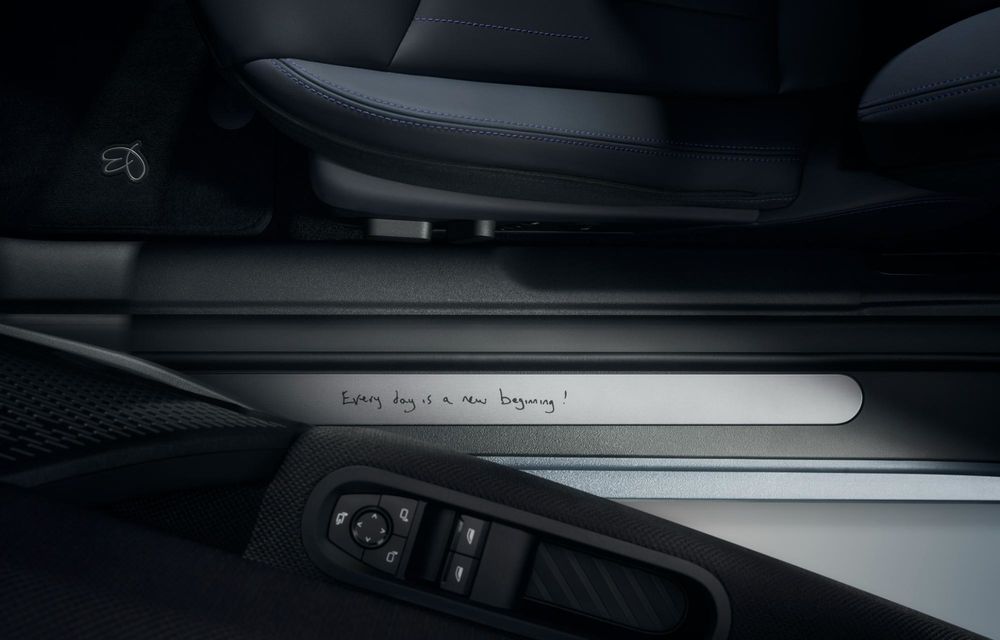 Noul Mini Cooper Paul Smith Edition, creat în colaborare cu celebrul creator de modă - Poza 64 Noul Mini Cooper Paul Smith Edition, creat în colaborare cu celebrul creator de modă - Poza 64