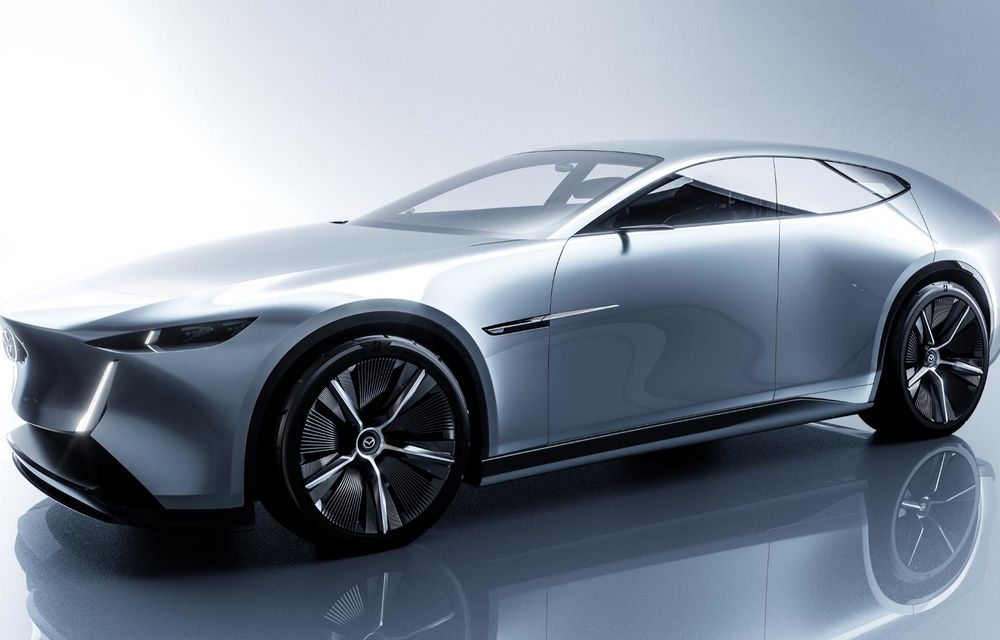 Mazda prezintă noul concept Vision X-Coupe, cu motor rotativ hibrid de 510 CP - Poza 5 Mazda prezintă noul concept Vision X-Coupe, cu motor rotativ hibrid de 510 CP - Poza 5