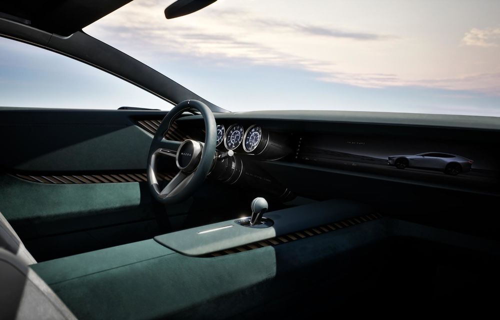 Mazda prezintă noul concept Vision X-Coupe, cu motor rotativ hibrid de 510 CP - Poza 17 Mazda prezintă noul concept Vision X-Coupe, cu motor rotativ hibrid de 510 CP - Poza 17