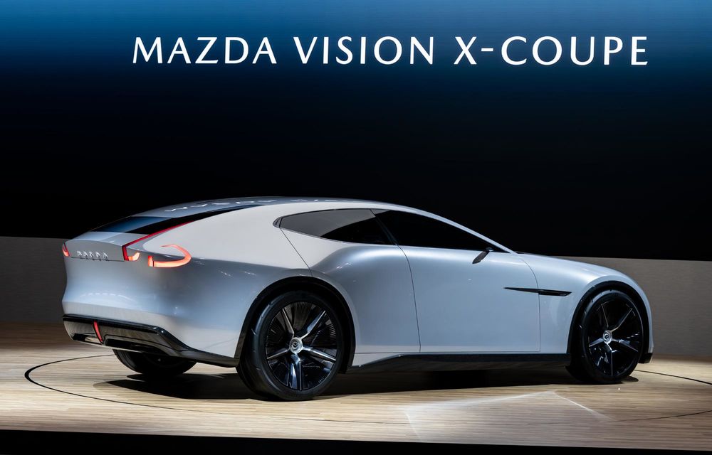 Mazda prezintă noul concept Vision X-Coupe, cu motor rotativ hibrid de 510 CP - Poza 8 Mazda prezintă noul concept Vision X-Coupe, cu motor rotativ hibrid de 510 CP - Poza 8