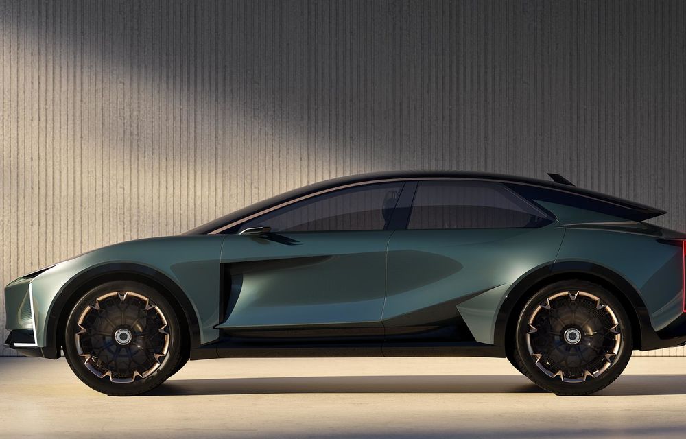 Identitate dublă: Lexus LS, prezentat sub forma unui concept care anunță un viitor SUV Coupe - Poza 3