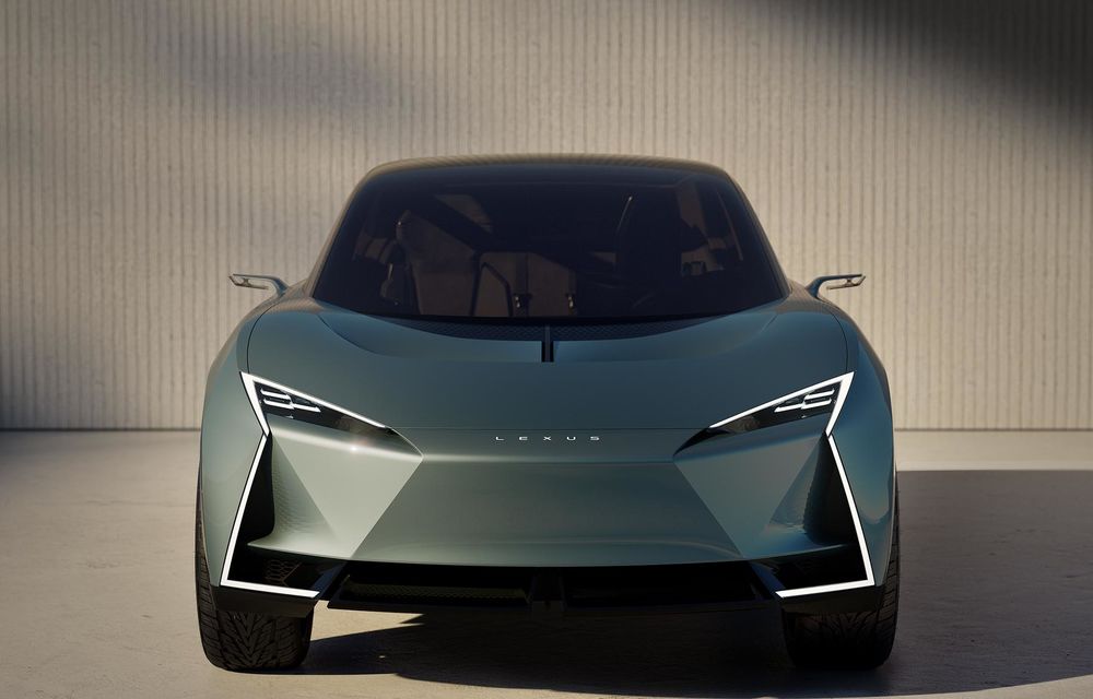 Identitate dublă: Lexus LS, prezentat sub forma unui concept care anunță un viitor SUV Coupe - Poza 4