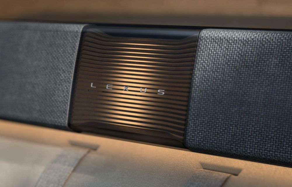 Identitate dublă: Lexus LS, prezentat sub forma unui concept care anunță un viitor SUV Coupe - Poza 37