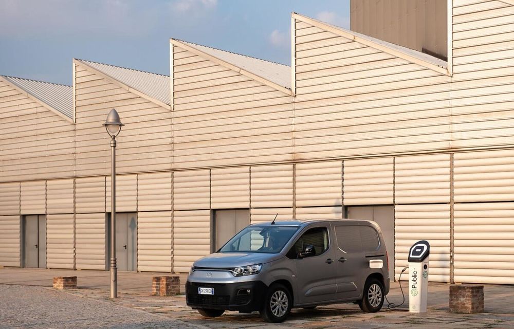 Fiat Professional Doblo împlinește 25 de ani - Poza 1 Fiat Professional Doblo împlinește 25 de ani - Poza 1