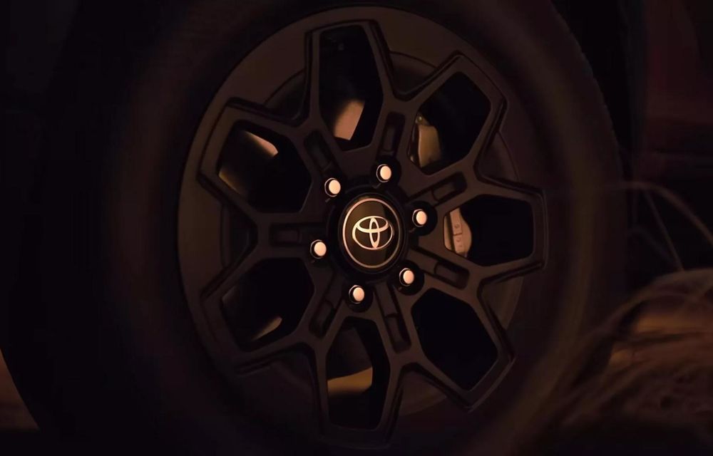 Primul teaser cu viitoarea generație Toyota Hilux - Poza 5