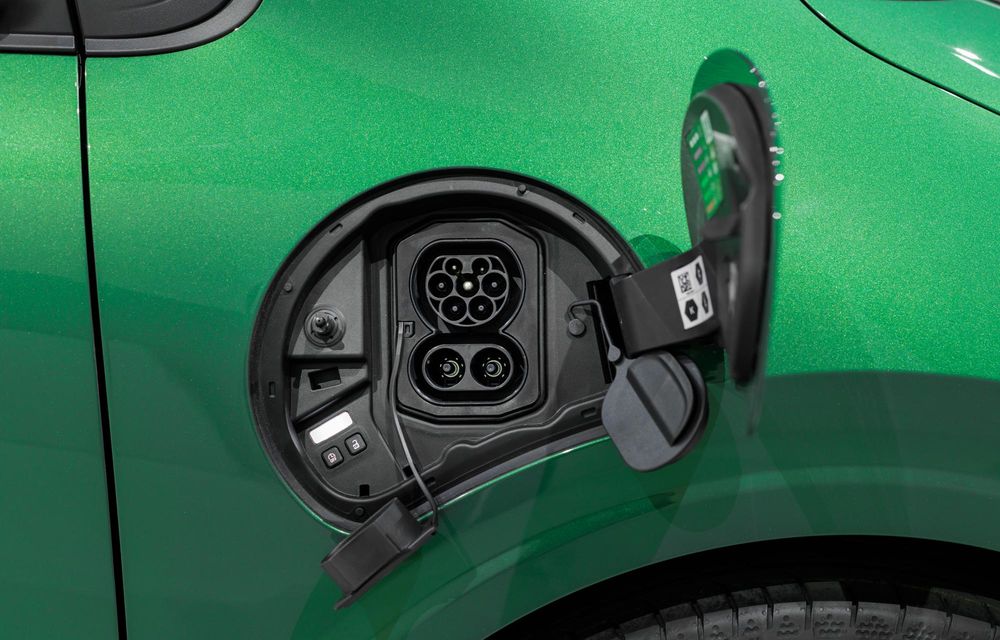 Noul Renault Twingo electric este aici: autonomie de 263 kilometri - Poza 29 Noul Renault Twingo electric este aici: autonomie de 263 kilometri - Poza 29