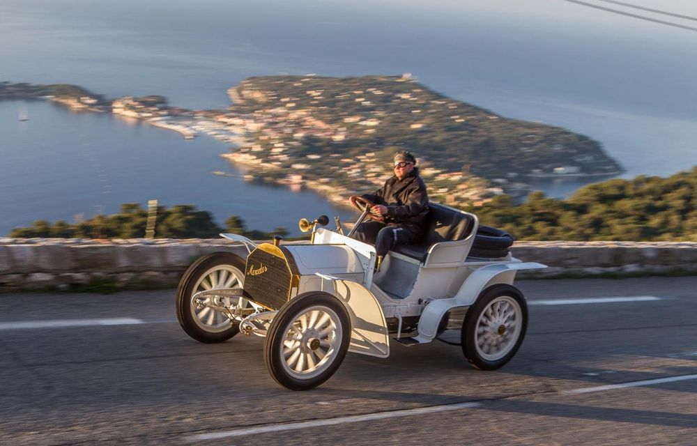 Mercedes-Benz: 125 de ani de la apariția primei mașini care poartă numele Mercedes - Poza 1 Mercedes-Benz: 125 de ani de la apariția primei mașini care poartă numele Mercedes - Poza 1