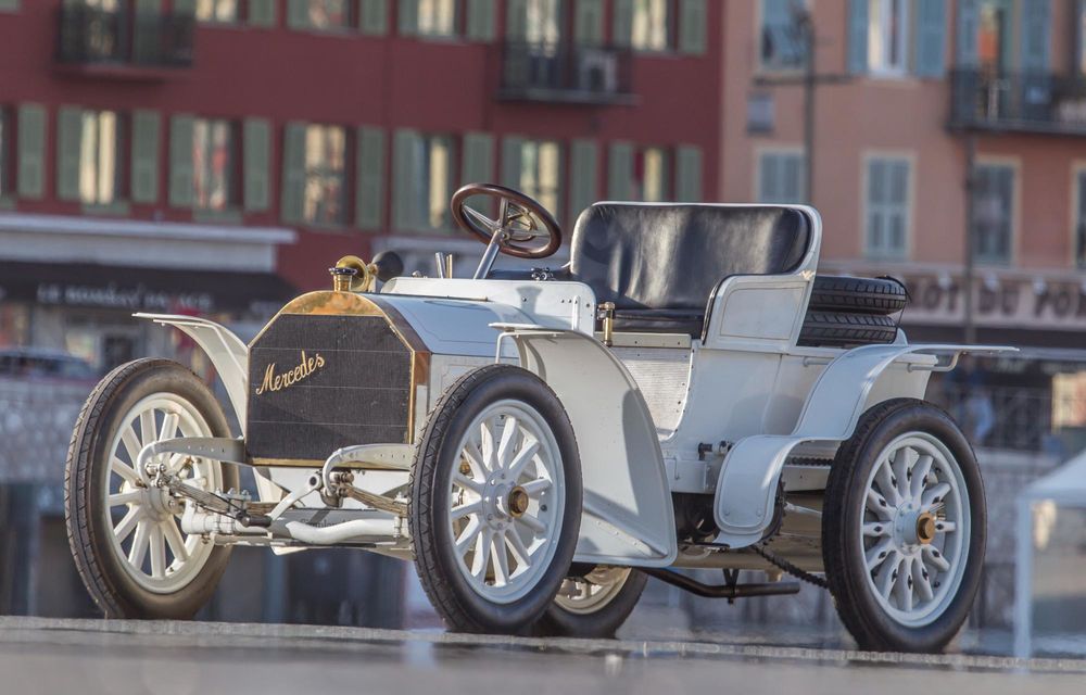 Mercedes-Benz: 125 de ani de la apariția primei mașini care poartă numele Mercedes - Poza 3 Mercedes-Benz: 125 de ani de la apariția primei mașini care poartă numele Mercedes - Poza 3