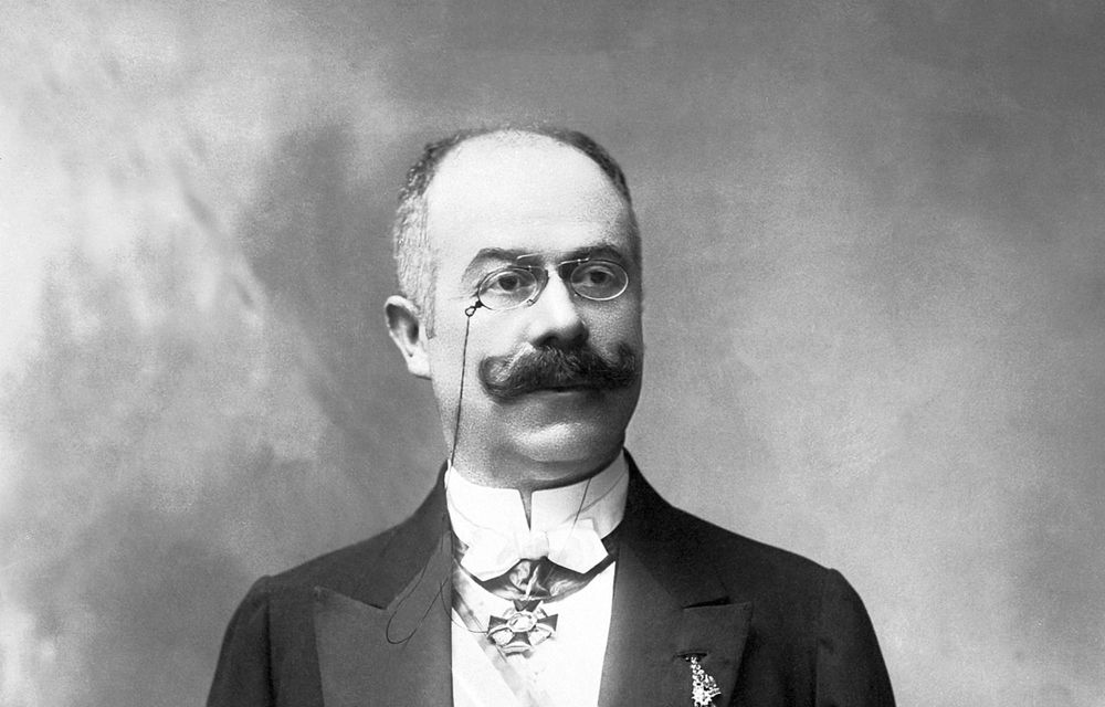 Mercedes-Benz: 125 de ani de la apariția primei mașini care poartă numele Mercedes - Poza 8 Mercedes-Benz: 125 de ani de la apariția primei mașini care poartă numele Mercedes - Poza 8