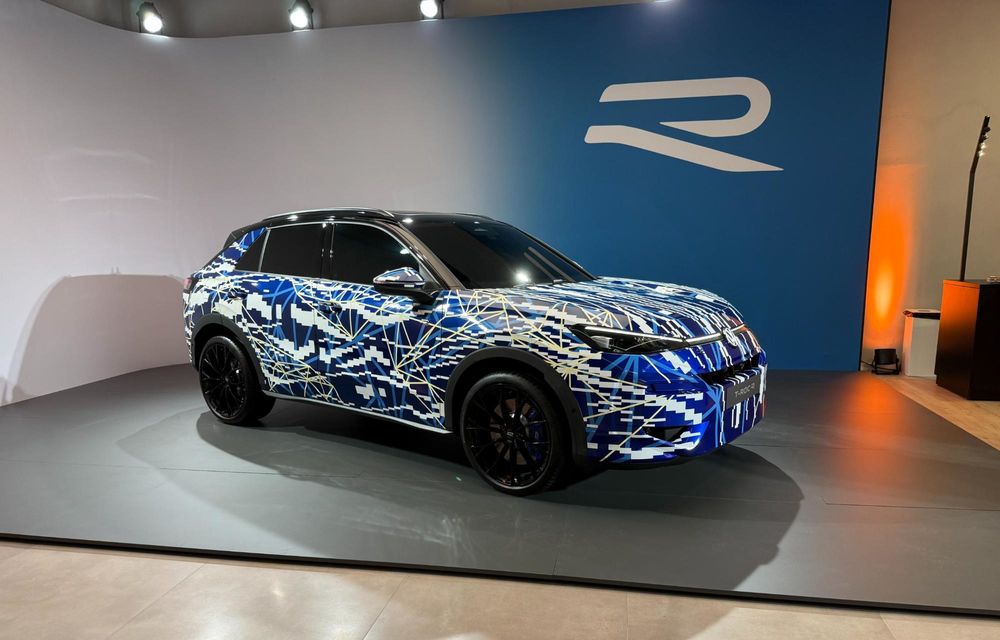 Imagini noi cu viitorul Volkswagen T-Roc R: motor mild-hybrid de 333 CP - Poza 2 Imagini noi cu viitorul Volkswagen T-Roc R: motor mild-hybrid de 333 CP - Poza 2