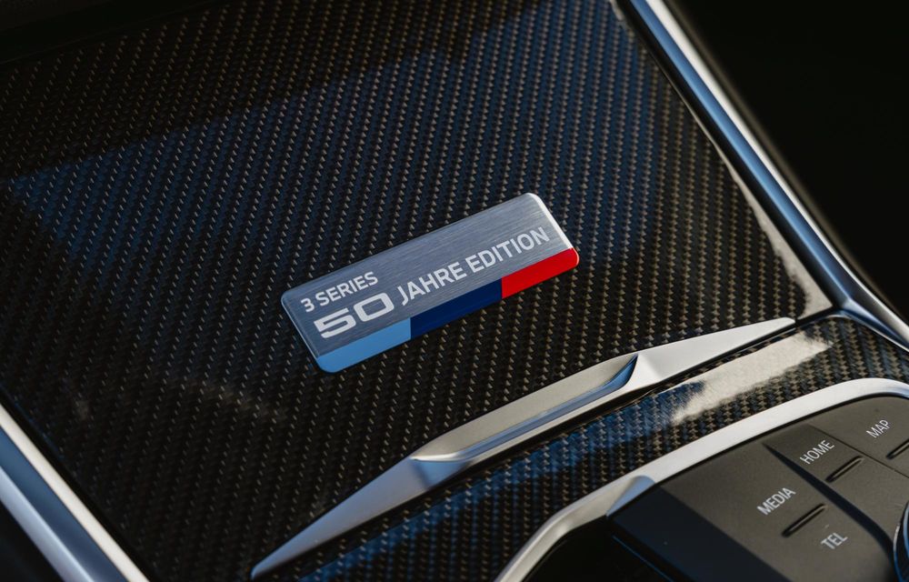 Noul BMW M340i 50 Jahre Edition: ediție aniversară pentru piața din SUA - Poza 11 Noul BMW M340i 50 Jahre Edition: ediție aniversară pentru piața din SUA - Poza 11