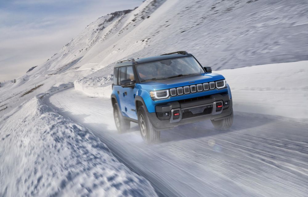 Noul Jeep Recon, un SUV electric cu 650 cai putere și uși detașabile - Poza 6 Noul Jeep Recon, un SUV electric cu 650 cai putere și uși detașabile - Poza 6