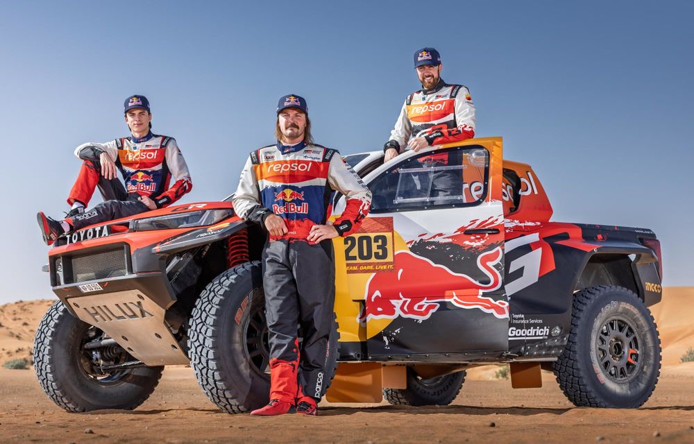 Toyota prezintă noua mașină cu care va concura la Raliul Dakar 2026 - Poza 4