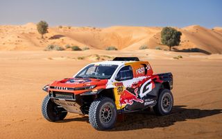 Toyota prezintă noua mașină cu care va concura la Raliul Dakar 2026