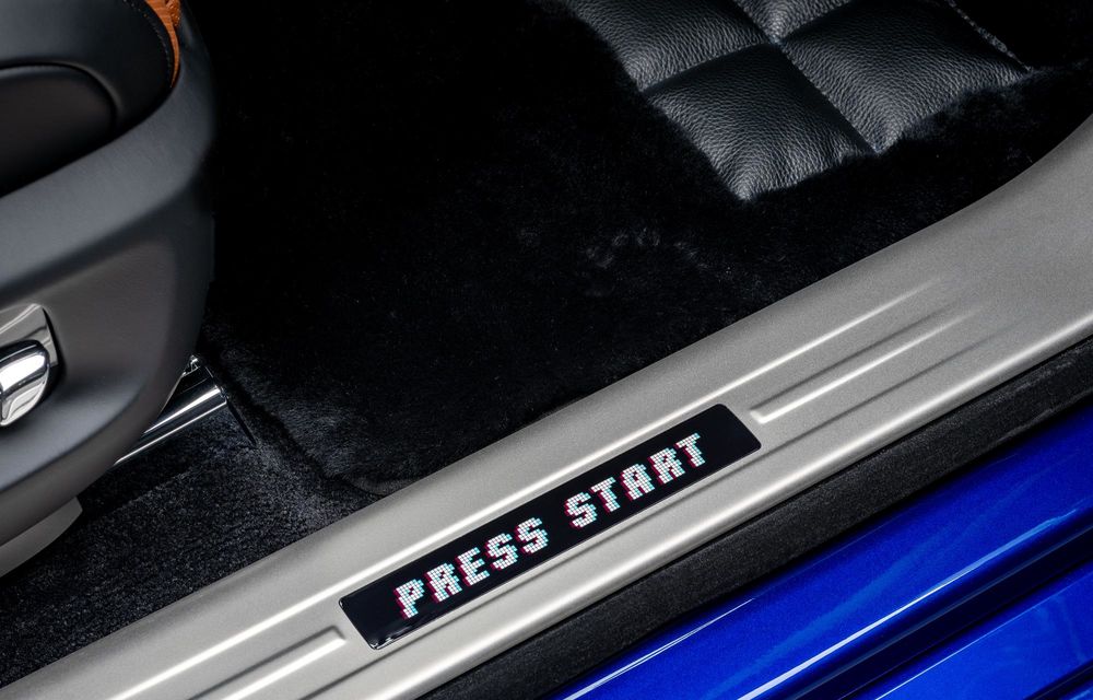 Rolls-Royce Black Badge Ghost Gamer: exemplar unicat inspirat de jocurile video din anii '80 - Poza 9