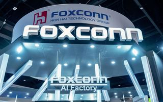 Foxconn mizează pe inteligența artificială cu investiții uriașe de până la 3 miliarde de dolari pe an