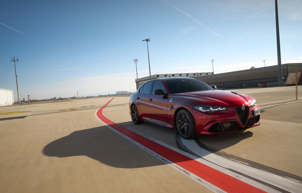 Noile Alfa Romeo Giulia și Stelvio Quadrifoglio Collezione: ediție specială produsă în 63 de exemplare - Poza 3