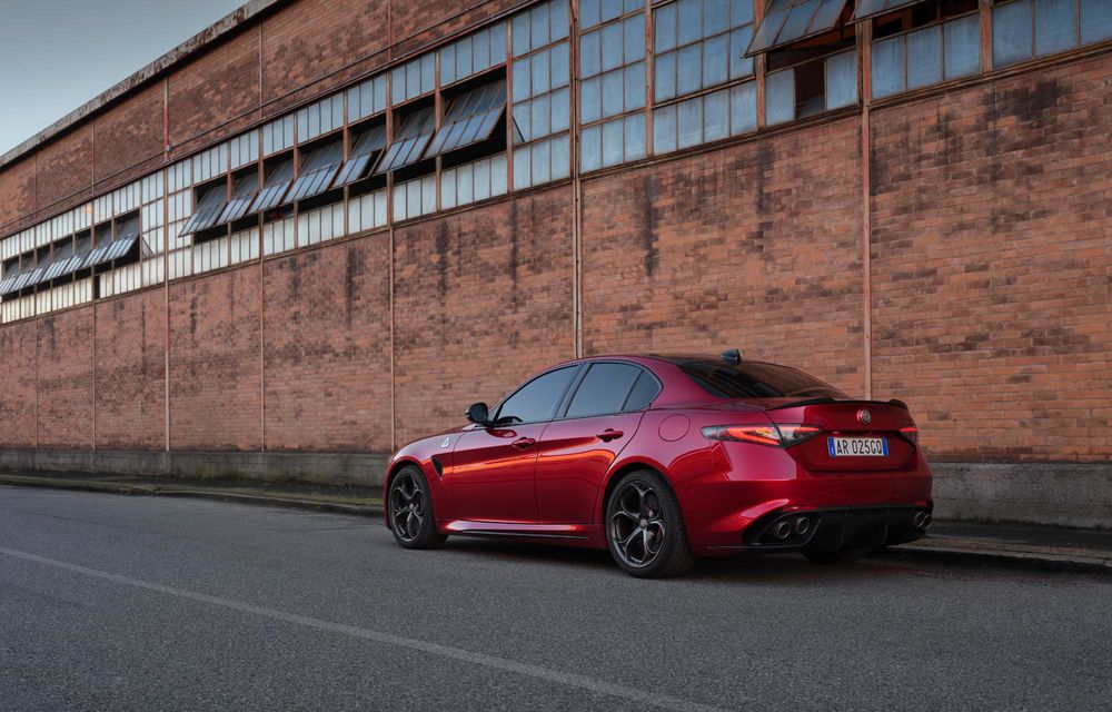Noile Alfa Romeo Giulia și Stelvio Quadrifoglio Collezione: ediție specială produsă în 63 de exemplare - Poza 5