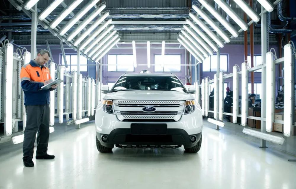 Ford nevoită să recheme peste 100.000 de vehicule din cauza unor probleme cu hayonul - Poza 2