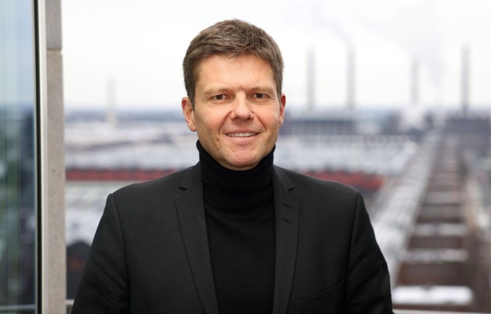 Mercedes-AMG va avea un CEO nou: Stefan Weckbach este omul din spatele lui Porsche Taycan - Poza 1