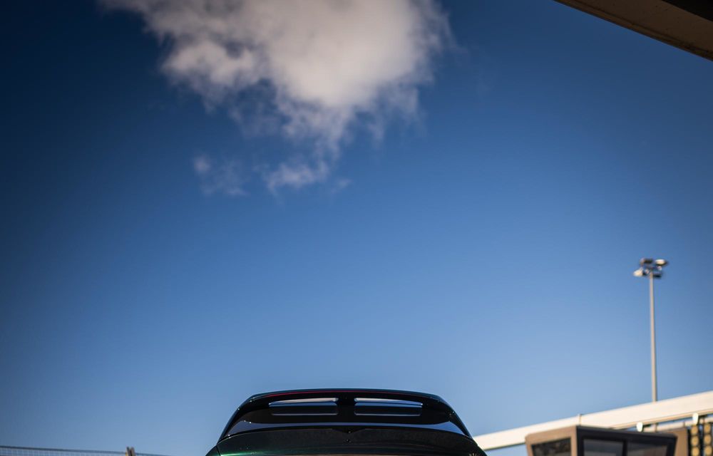 Genesis prezintă noul concept G90 Wingback, un break de performanță - Poza 9 Genesis prezintă noul concept G90 Wingback, un break de performanță - Poza 9