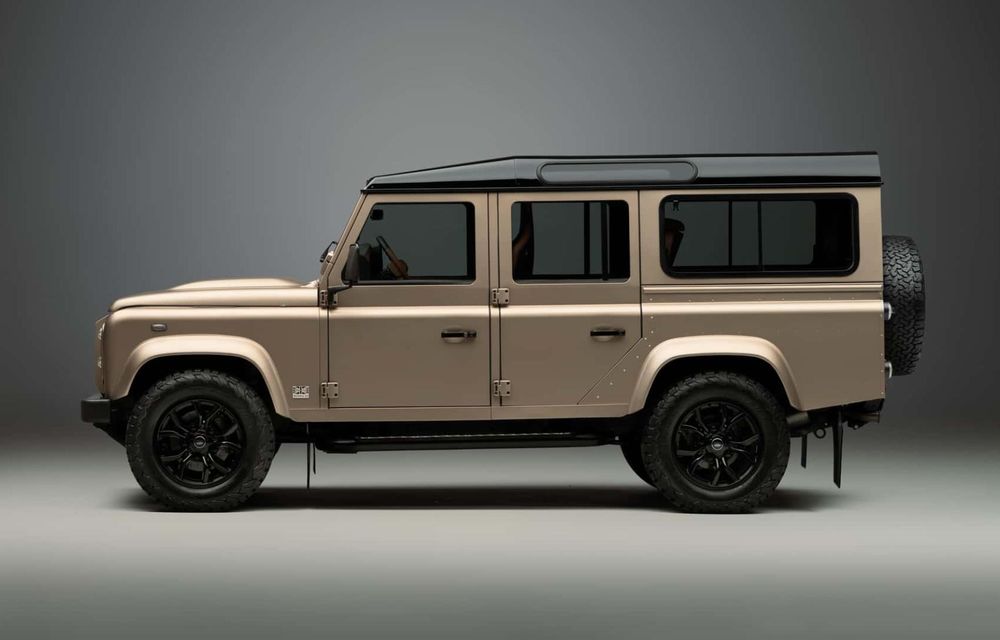 Land Rover readuce pe piață clasicul Defender: culori noi, preluate de la Defender OCTA - Poza 3 Land Rover readuce pe piață clasicul Defender: culori noi, preluate de la Defender OCTA - Poza 3