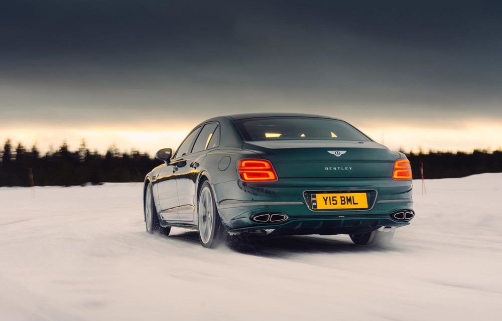 Bentley, record în condiții de iarnă pe cel mai nordic circuit din lume - Poza 5 Bentley, record în condiții de iarnă pe cel mai nordic circuit din lume - Poza 5