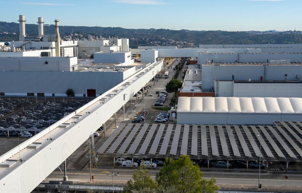 Seat și Cupra inaugurează uzina de baterii din Barcelona: 1.200 de baterii produse zilnic - Poza 2