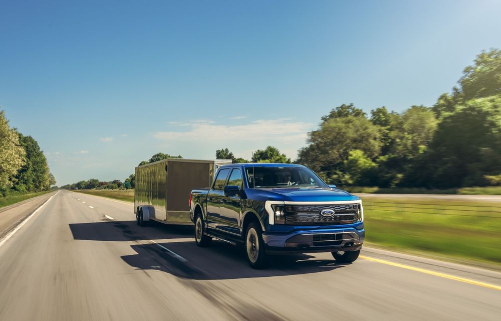 Electricul Ford F-150 Lightning va primi motor pe benzină pe post de range extender - Poza 1 Electricul Ford F-150 Lightning va primi motor pe benzină pe post de range extender - Poza 1