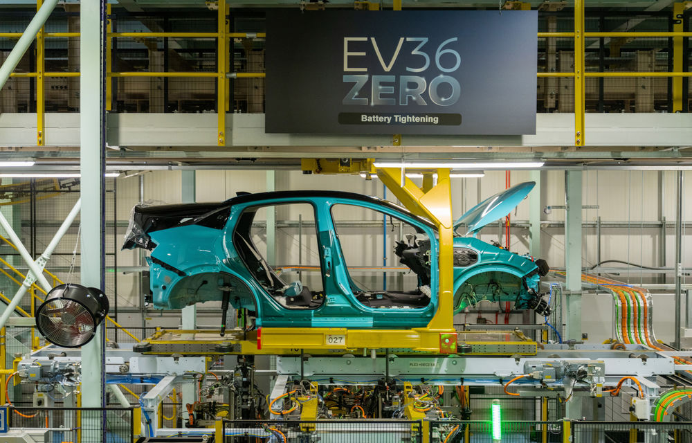 Noua generație Nissan Leaf a intrat în producție la uzina din Sunderland - Poza 1 Noua generație Nissan Leaf a intrat în producție la uzina din Sunderland - Poza 1