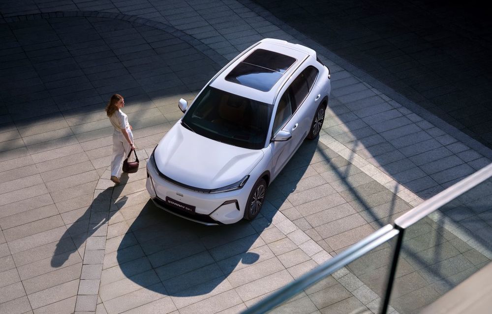 Geely lansează primul său SUV plug-in hybrid în România: start de la 37.000 euro - Poza 4 Geely lansează primul său SUV plug-in hybrid în România: start de la 37.000 euro - Poza 4