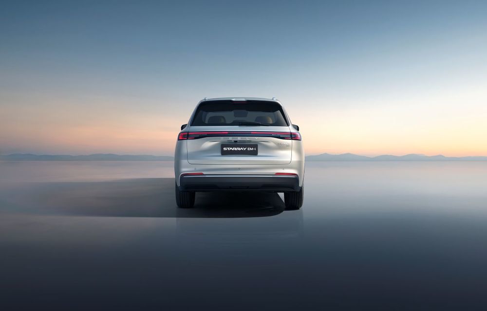 Geely lansează primul său SUV plug-in hybrid în România: start de la 37.000 euro - Poza 7 Geely lansează primul său SUV plug-in hybrid în România: start de la 37.000 euro - Poza 7