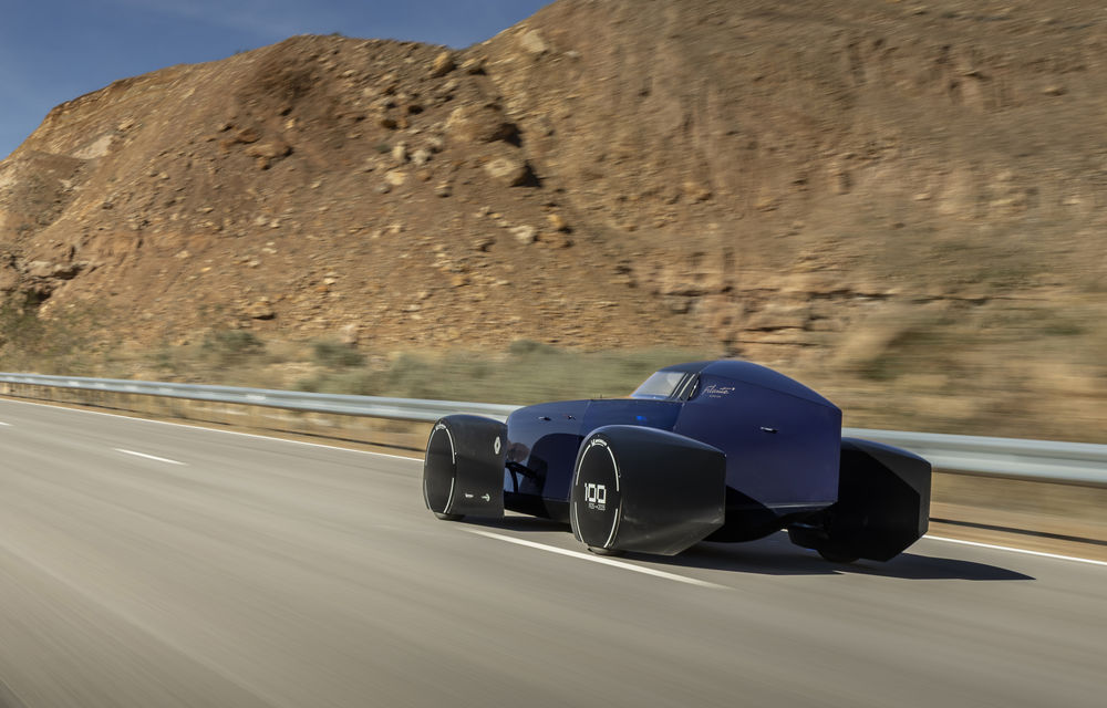 RECORD: Conceptul Renault Filante a parcurs 1.008 km fără reîncărcare - Poza 5