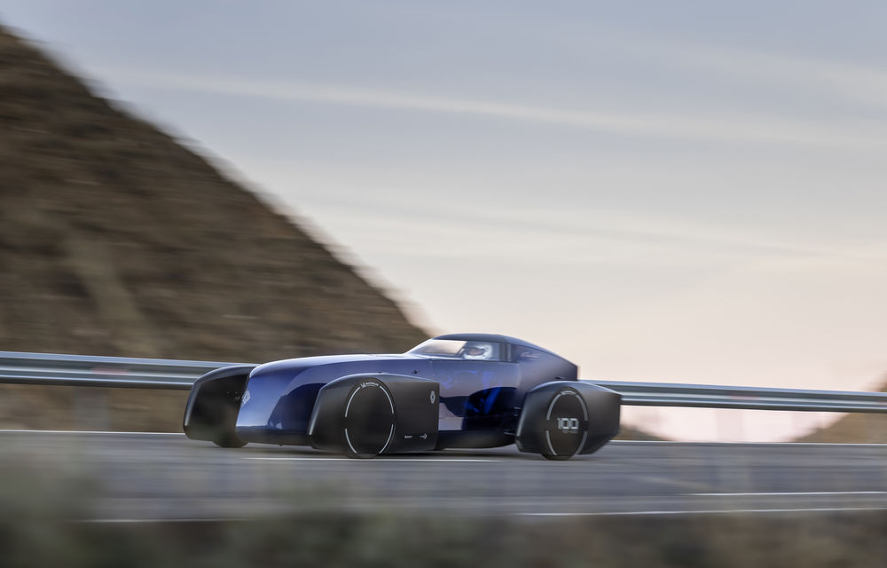 RECORD: Conceptul Renault Filante a parcurs 1.008 km fără reîncărcare - Poza 2