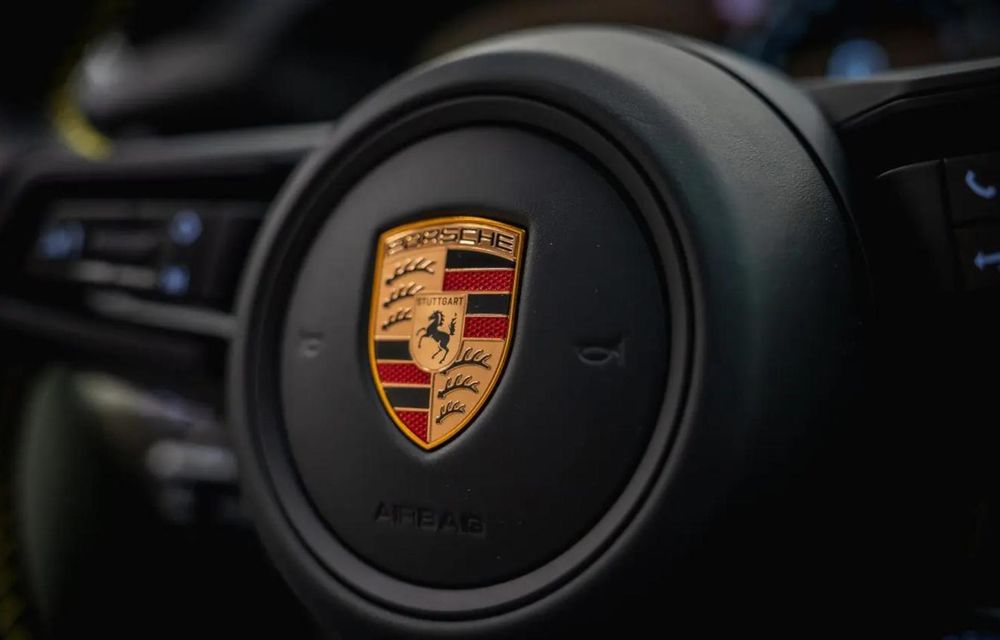 Porsche: peste 173.000 de modele rechemate din cauza problemelor cu camera de marșarier - Poza 1 Porsche: peste 173.000 de modele rechemate din cauza problemelor cu camera de marșarier - Poza 1