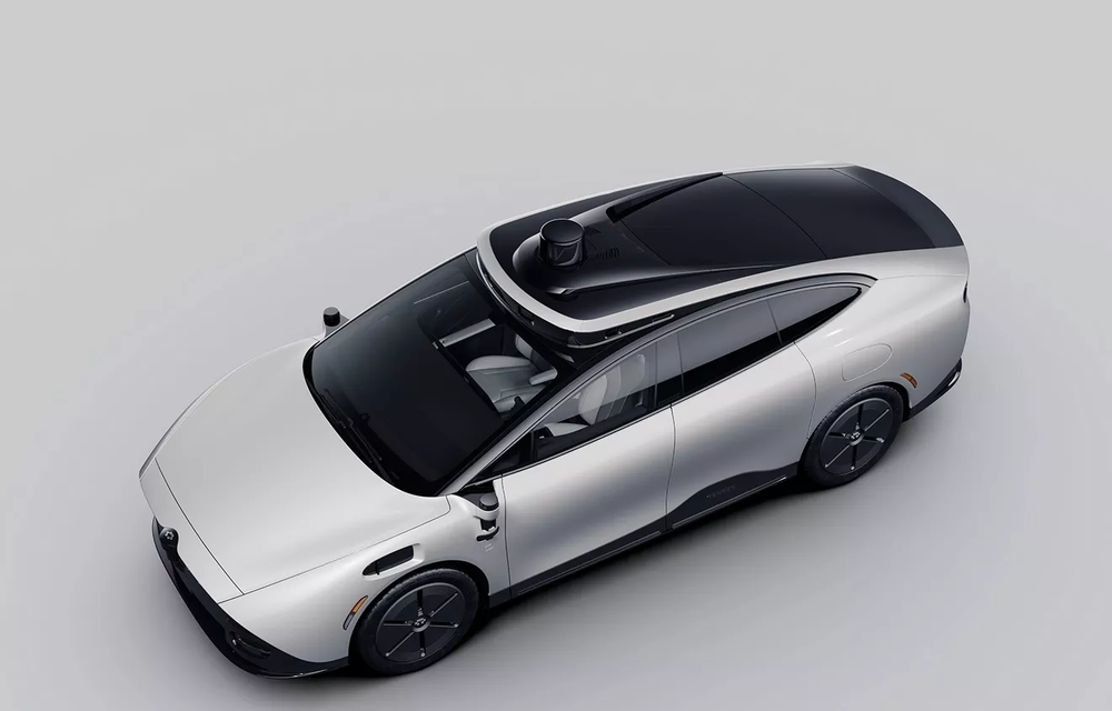 Acesta este primul volan pliabil din industrie. Produs în serie chiar de anul acesta - Poza 4