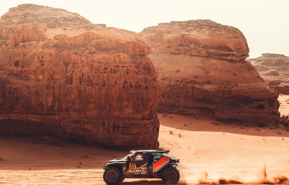 Raliul Dakar 2026: Ford preia conducerea raliului după o probă dificilă pentru Dacia - Poza 2